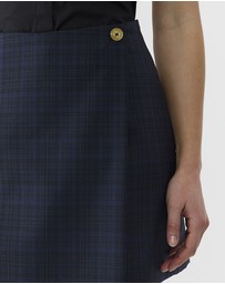 Farage - Check Wrap Short