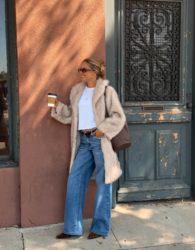 Beginning Boutique - Carrie Blue Mid Wash Low Rise Jeans