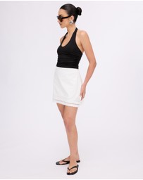 Minima Esenciales - Daphne Embroidered Mini Skirt
