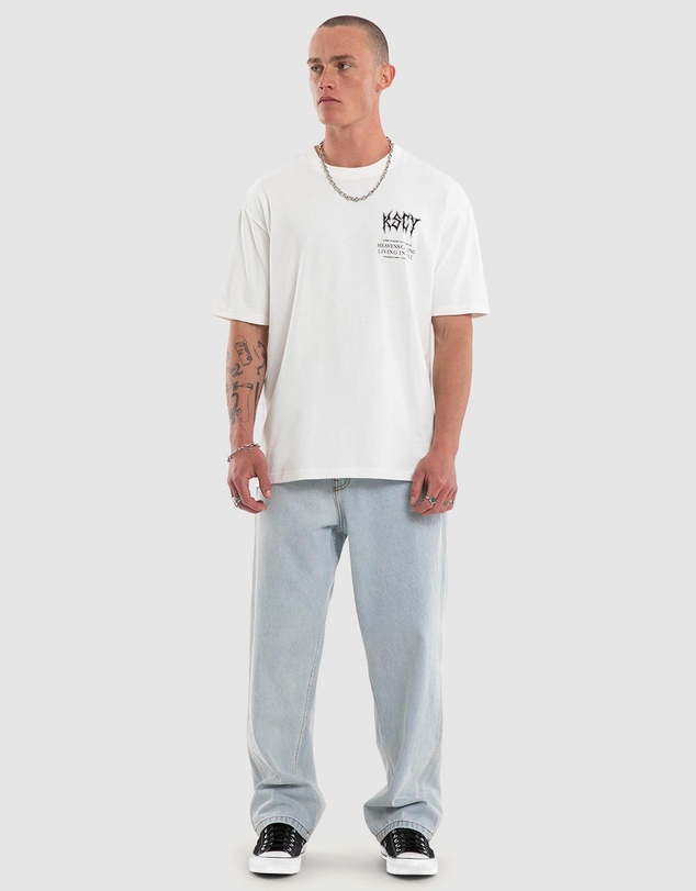 Kiss Chacey - Fallen Box Fit Tee