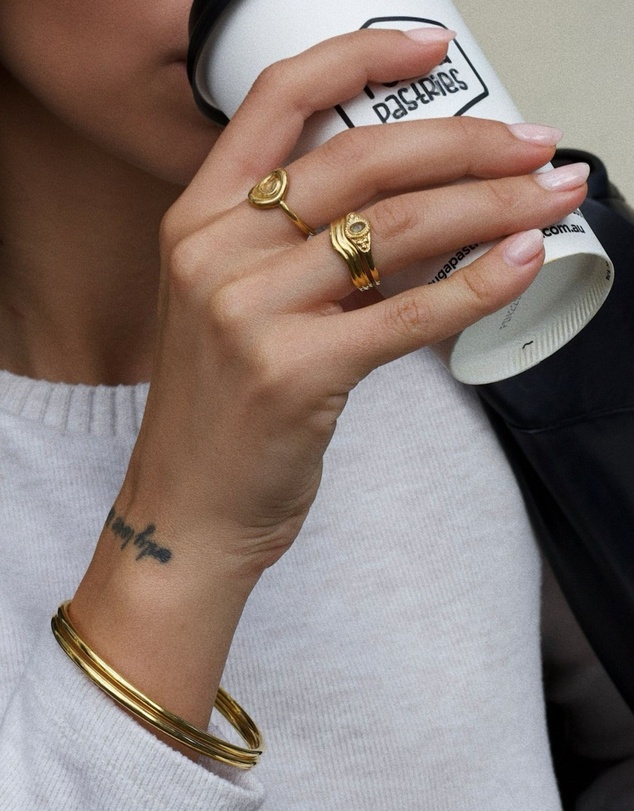 HOUSE OF SLANI - Adeline Wave Gold Ring
