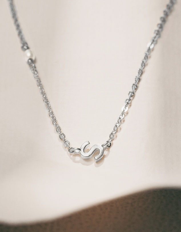 SAINT VALENTINE - Pearl Letter Necklace - Silver