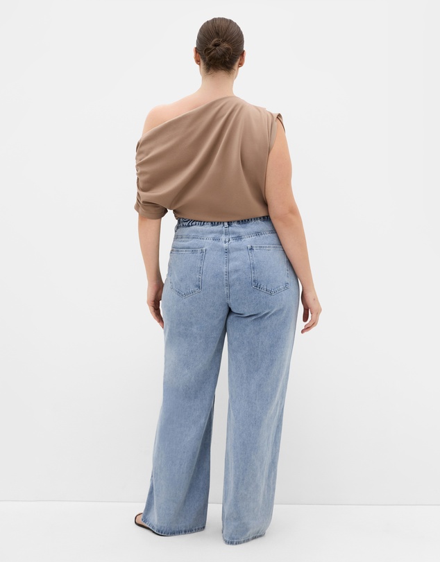 City Chic - Plus size Harley Fit Denim Blues Straight Leg Regular Jean - light wash