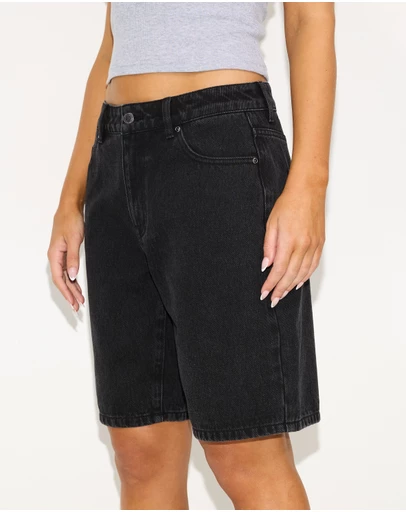 Dazie - Arezzo Relaxed Boyfriend Shorts