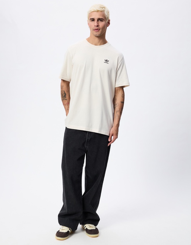 adidas Originals - Essentials Loose Fit T-Shirt - ICONIC EXCLUSIVE