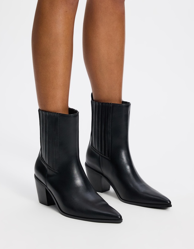 Atmos&Here - Juno Cowboy Ankle Boots