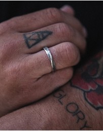 Haze & Glory - ICONIC EXCLUSIVE - Ring Men Band Ring Twisted Details in 925 Sterling Silver
