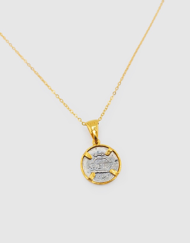 Izoa - Vaya Pendant Necklace