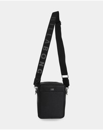 Billabong - Womens Mad Love Sling Bag