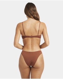 Billabong - Womens Sol Searcher Jaclyn Crop Bikini Top