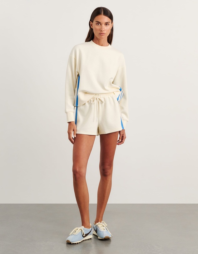 Jag - Leonie Short