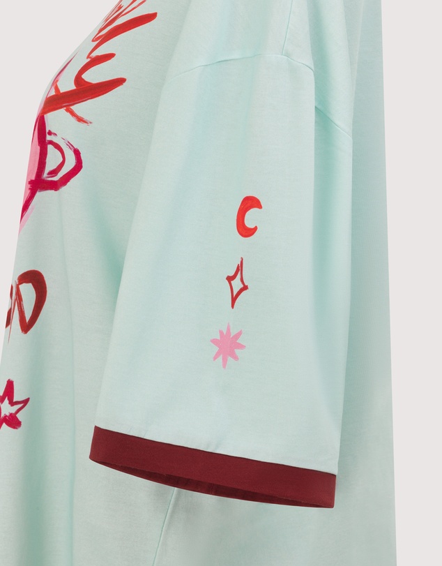 The Somewhere Co - Aquarius Astrology Oversized Tee