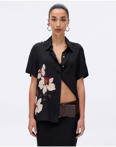 Black Base Floral