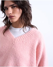 TOPSHOP - Knitted Wool Blend Fluffy V-Neck Jumper