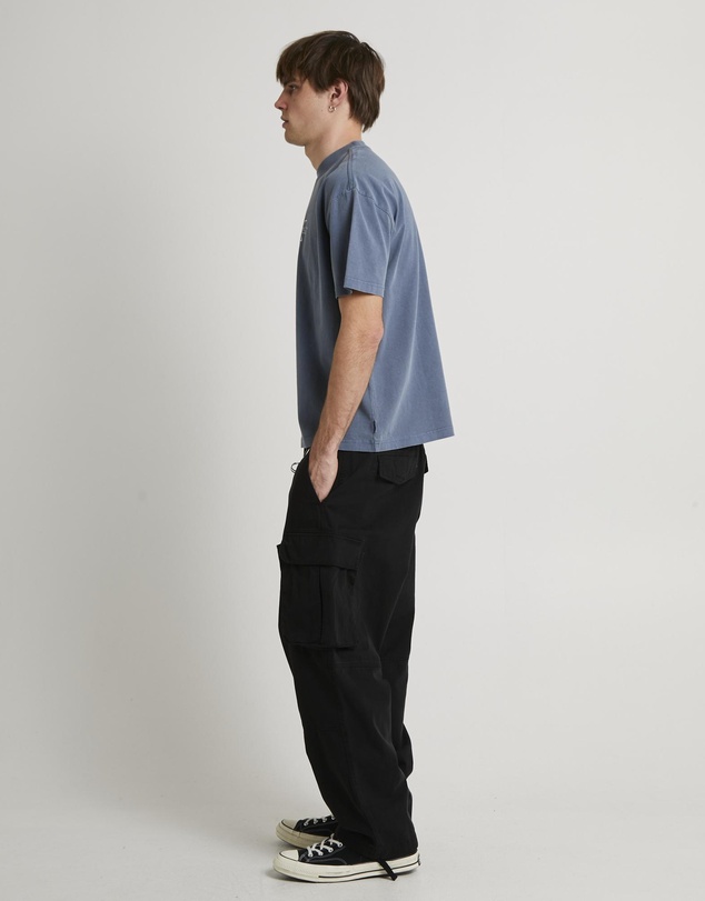 Insight - Gaze Cropped T-Shirt