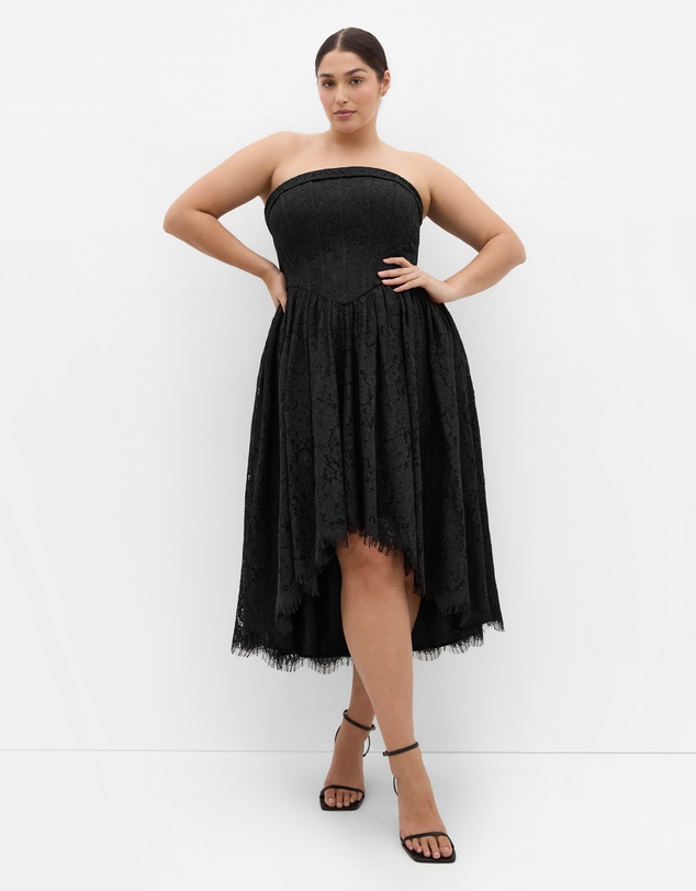 City Chic - Delaney Strapless Lace Dress