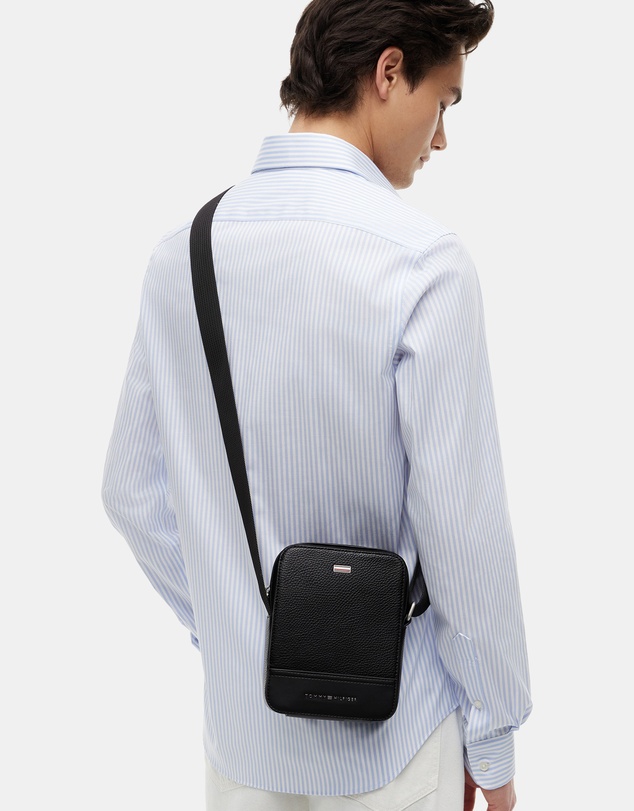 Tommy Hilfiger - Central Mini Reporter Bag