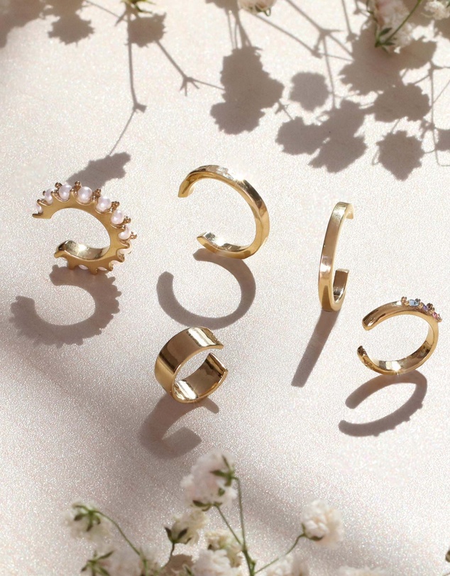 Elli Jewelry -  Earrings Single Earcuff with Pearls in 925 Sterling Silver Gold Plated