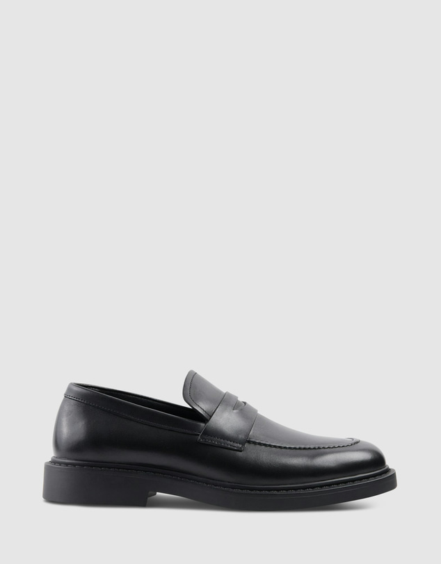 yd. - Nolan Penny Leather Loafer