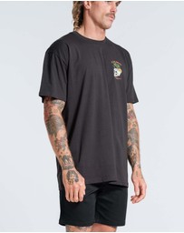 Vacancy Co - Club Dread Tee