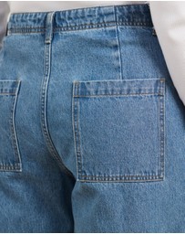 Atmos&Here Curvy - Lorie Pin Tuck Wide Leg Jeans