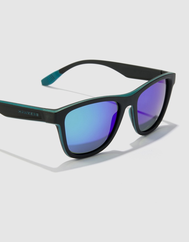 Hawkers Co - HAWKERS - Polarized Black Emerald ONE SPORT Sunglasses for Men and Women UV400