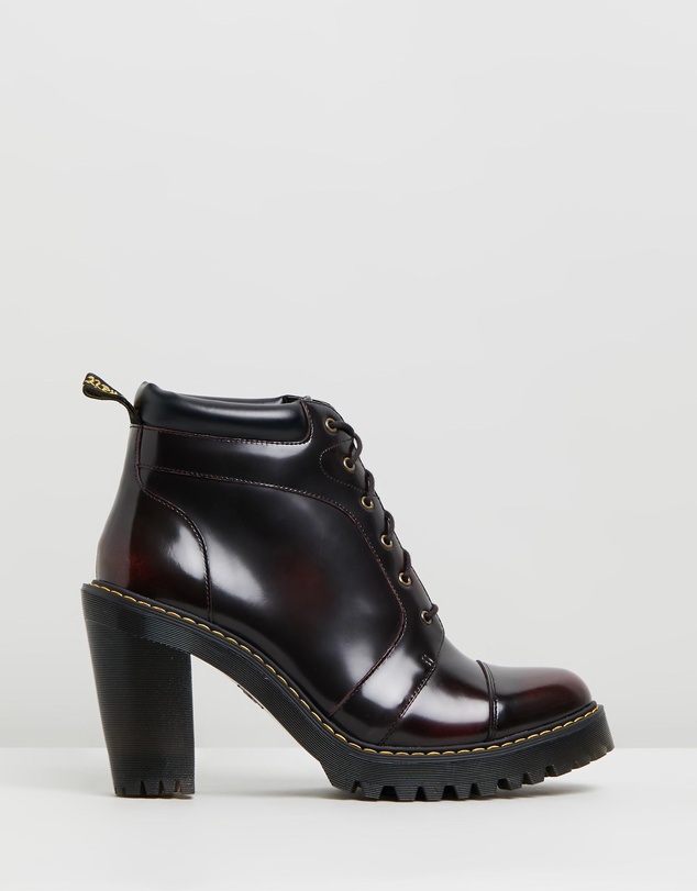 Dr Martens - Womens Averil 6-Eye Padded Collar Boot