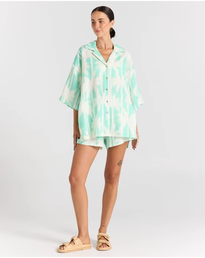 Poolside Paradiso - Palms 100% Linen Over Shirt - Mint