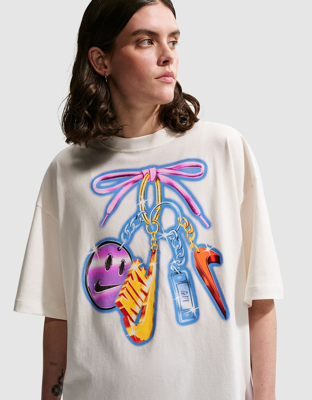 Nike - Sportswear Classic Oversized Tee