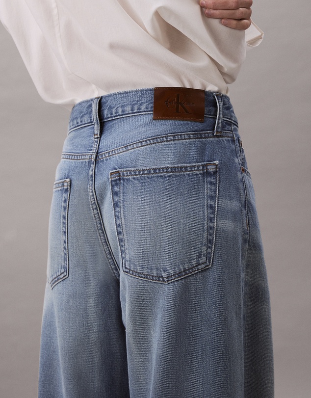 Calvin Klein Jeans - Low Rise Baggy Jeans