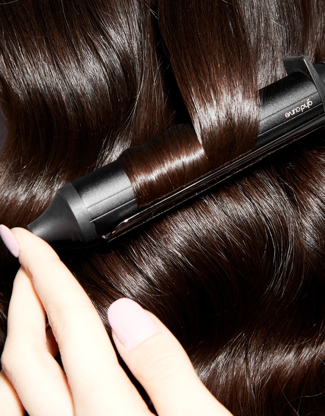 ghd - curve® Soft Curl Tong Hair Curler