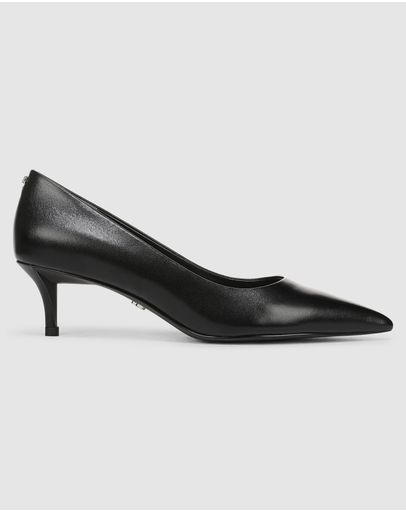 BLACK GLOVE