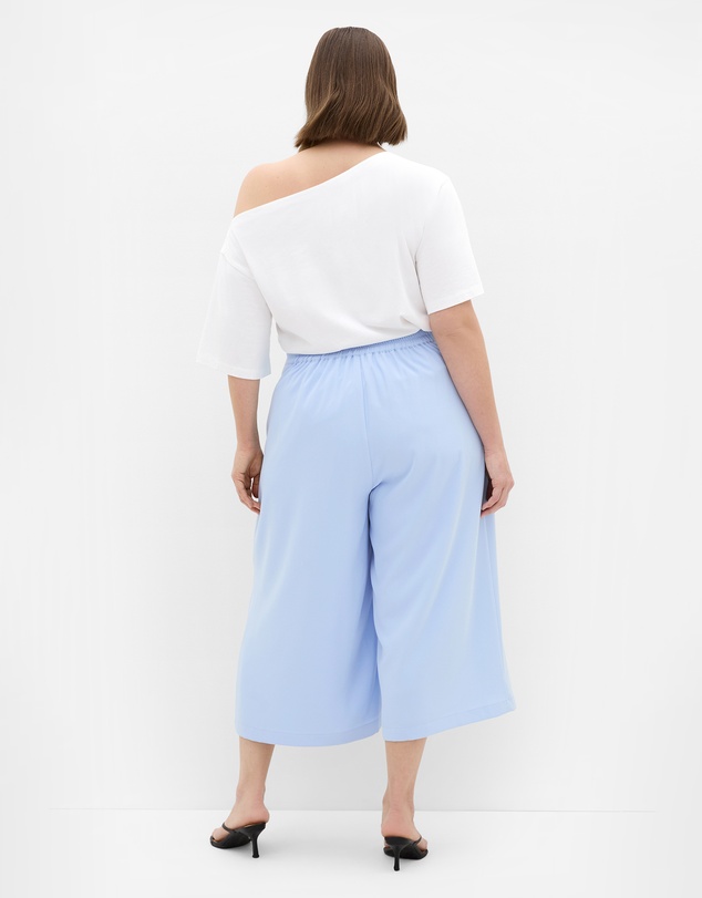 City Chic - Plus size Abbie Crop Pant - sky blue