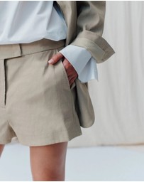 Marella - ICONIC EXCLUSIVE - Emily Ratajkowski - Incluse Shorts