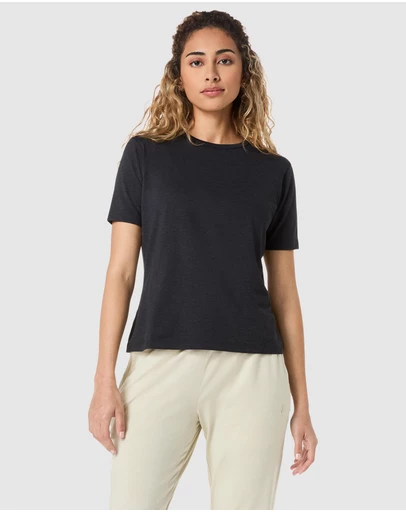 ASICS - Refined Texture Short Sleeved Top - Women's
