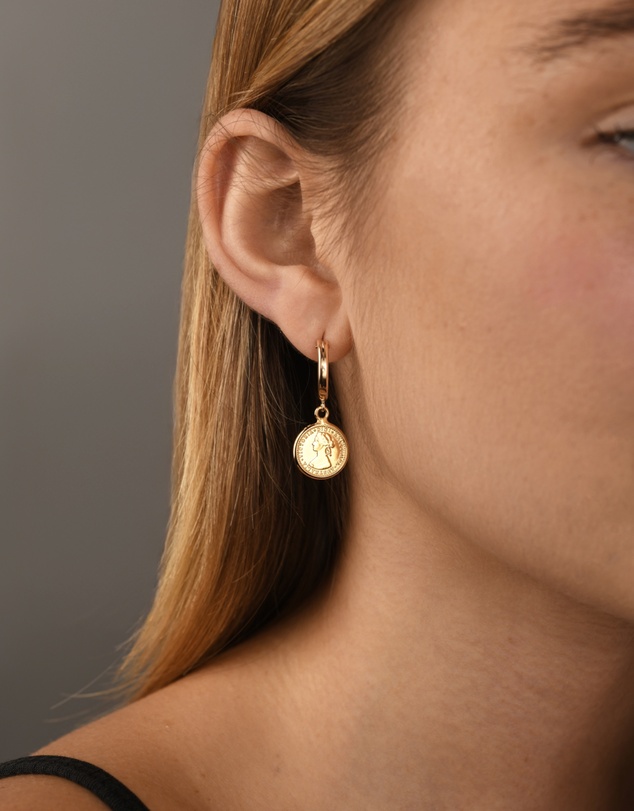 Von Treskow - Lever Hoop (13mm) earrings with Mini Coin