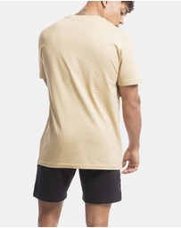 Vacancy Co - Coy Rise Tee