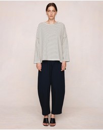 Marle - Yelena Tee