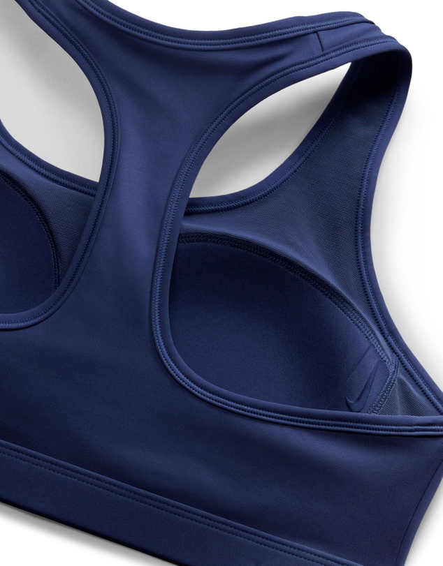 Nike - Swoosh Medium Support Padded Sports Bra
