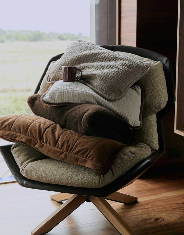 Country Road - Suri 40x60 Cushion