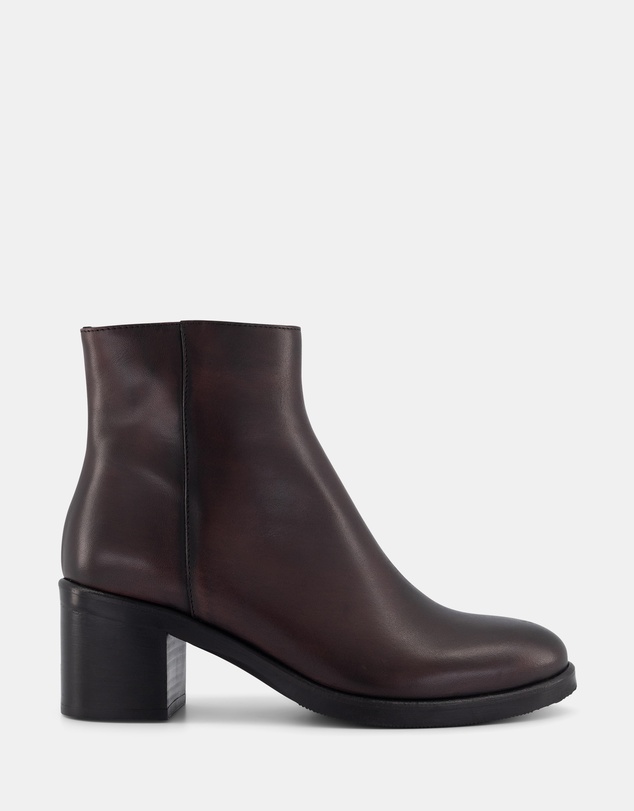 Shelly Shen - Elect Boots