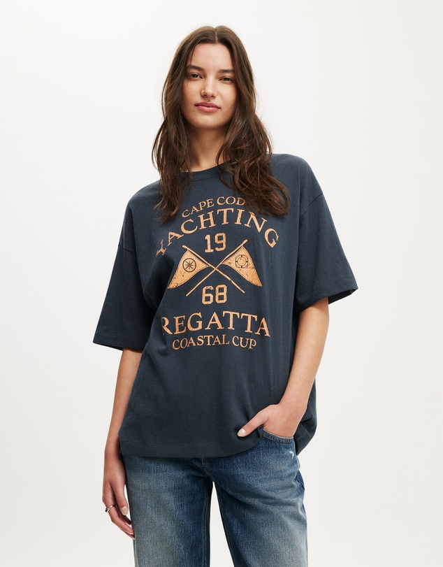 Cotton On - The Boxy Graphic Tee