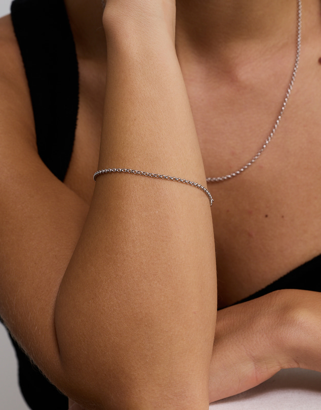 Michael Hill - Hollow Belcher Bracelet in 10kt White Gold