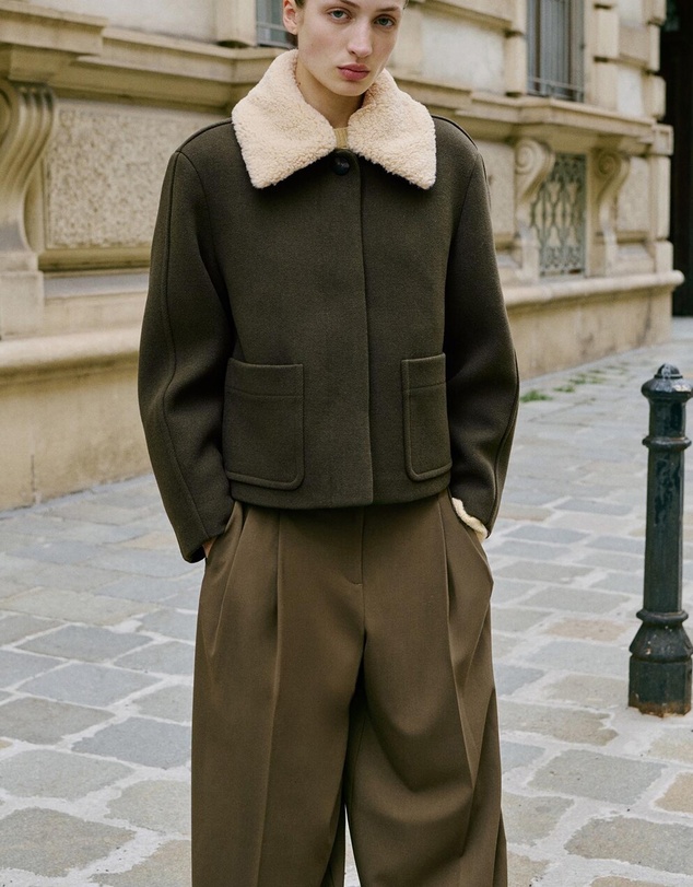M.N.G - Wide-Leg Mid-Rise Pleated Trousers
