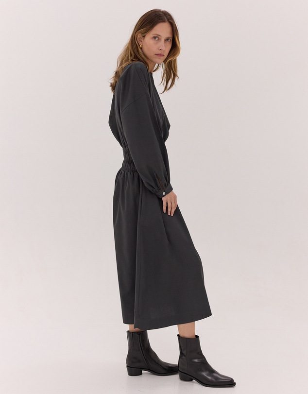 Cloth & Co. - The Shirred Billow Sleeve Dress Carbon