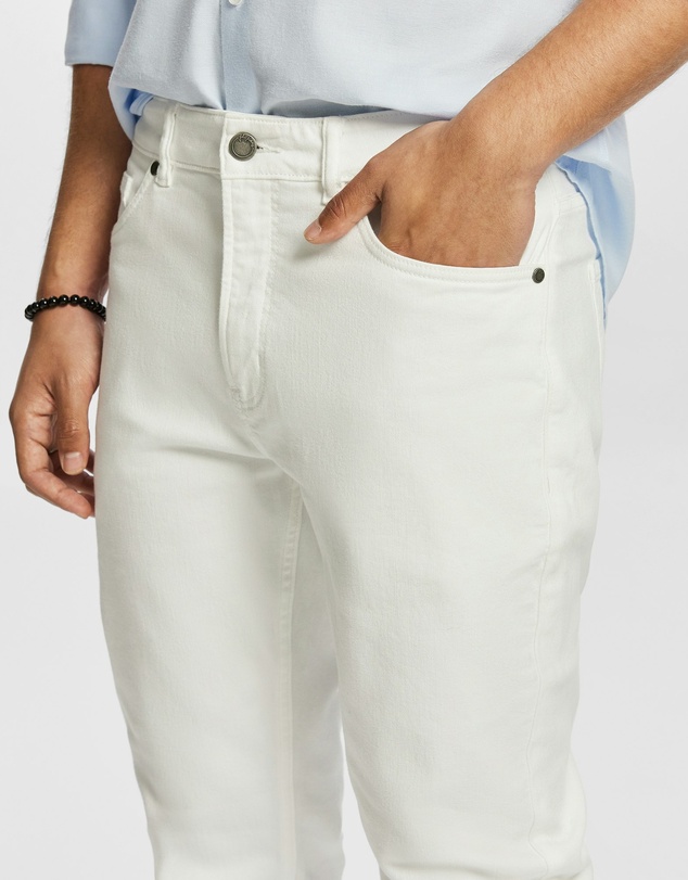 yd. - Artemas Slim Jean