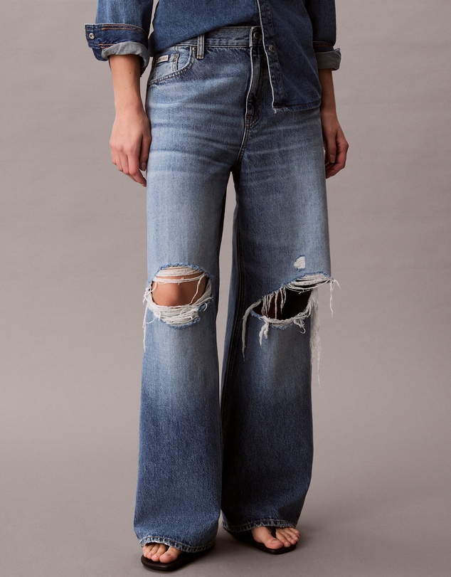 Calvin Klein Jeans - Low Rise Baggy Jeans
