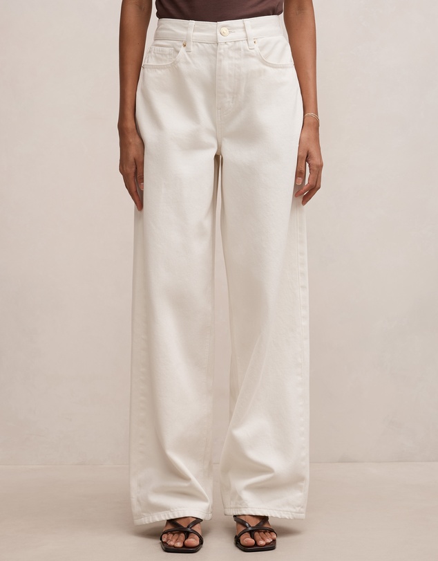 Forever New Petite - Gia Petite High Rise Wide Leg Jeans
