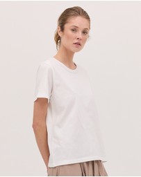Cloth & Co. - The Classic Tee