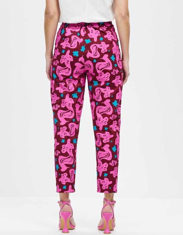 The Social Outfit - Straight Leg Pants - Storyteller